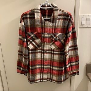 Plaid unisex shirt . Size :M
